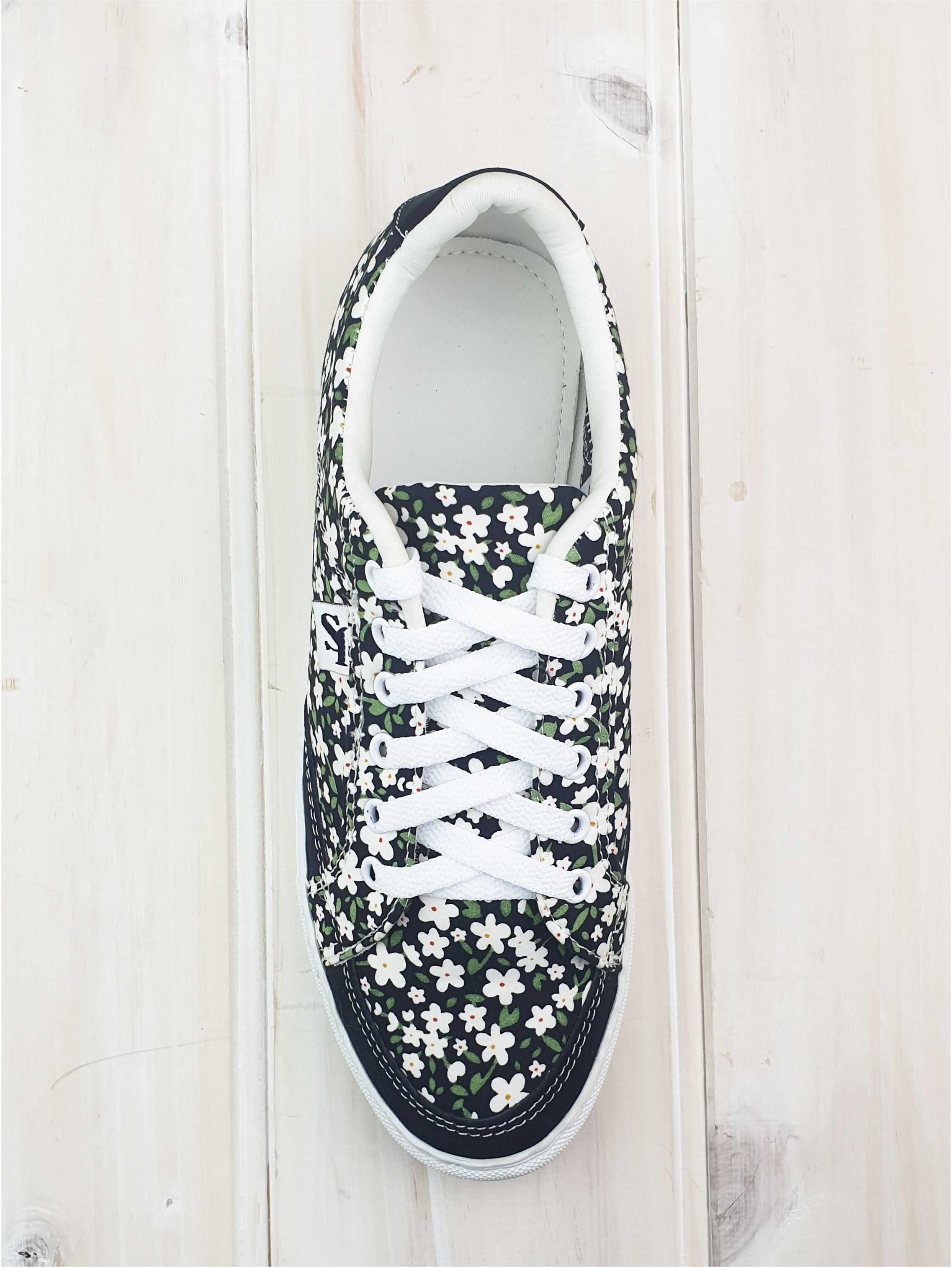 Opium Floral Shoe - Black/Green