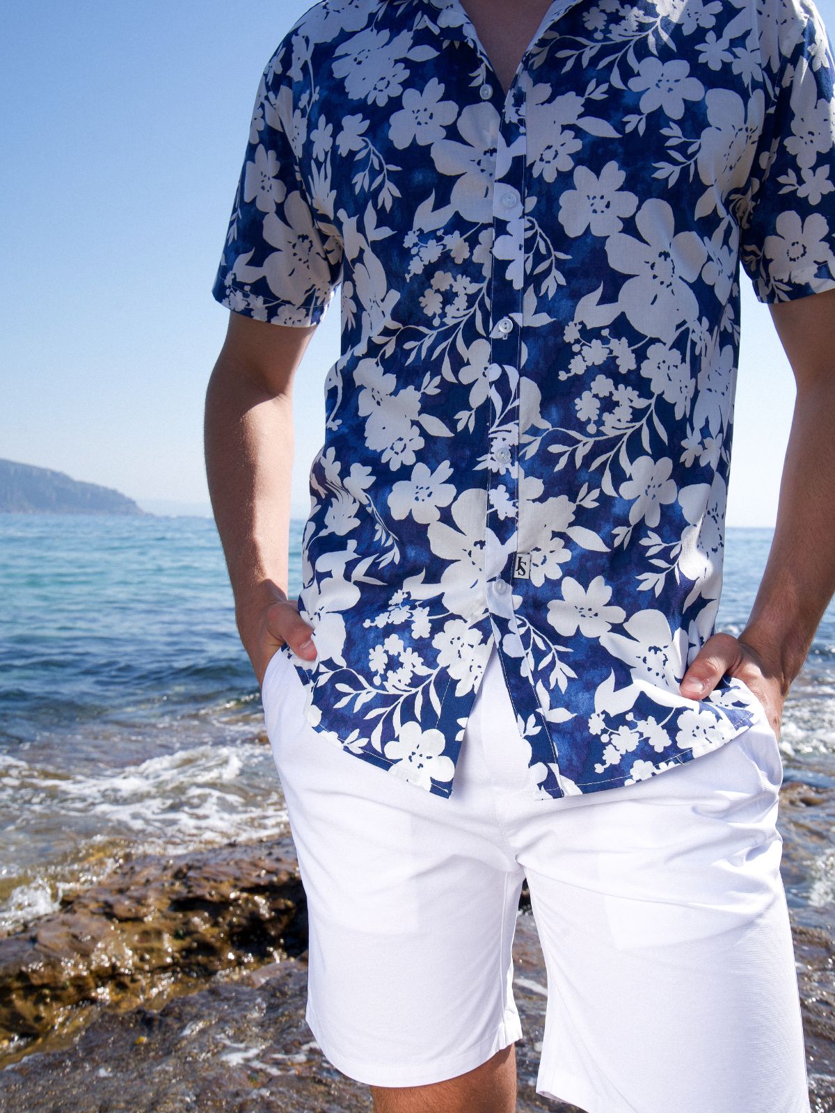 Blue Hawaii Cotton S/S Shirt - Navy/White