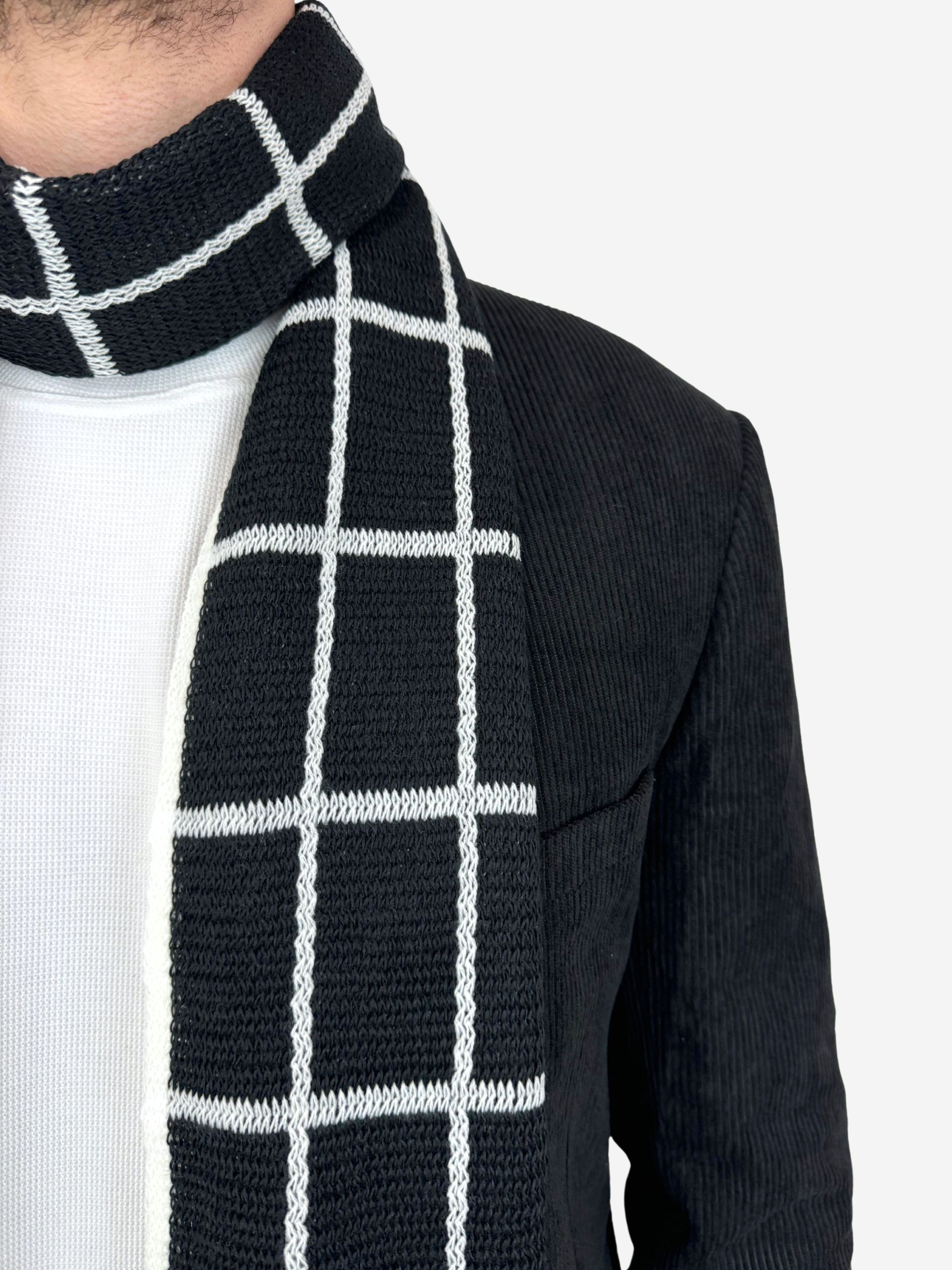 Noir Blanc - Check Scarf