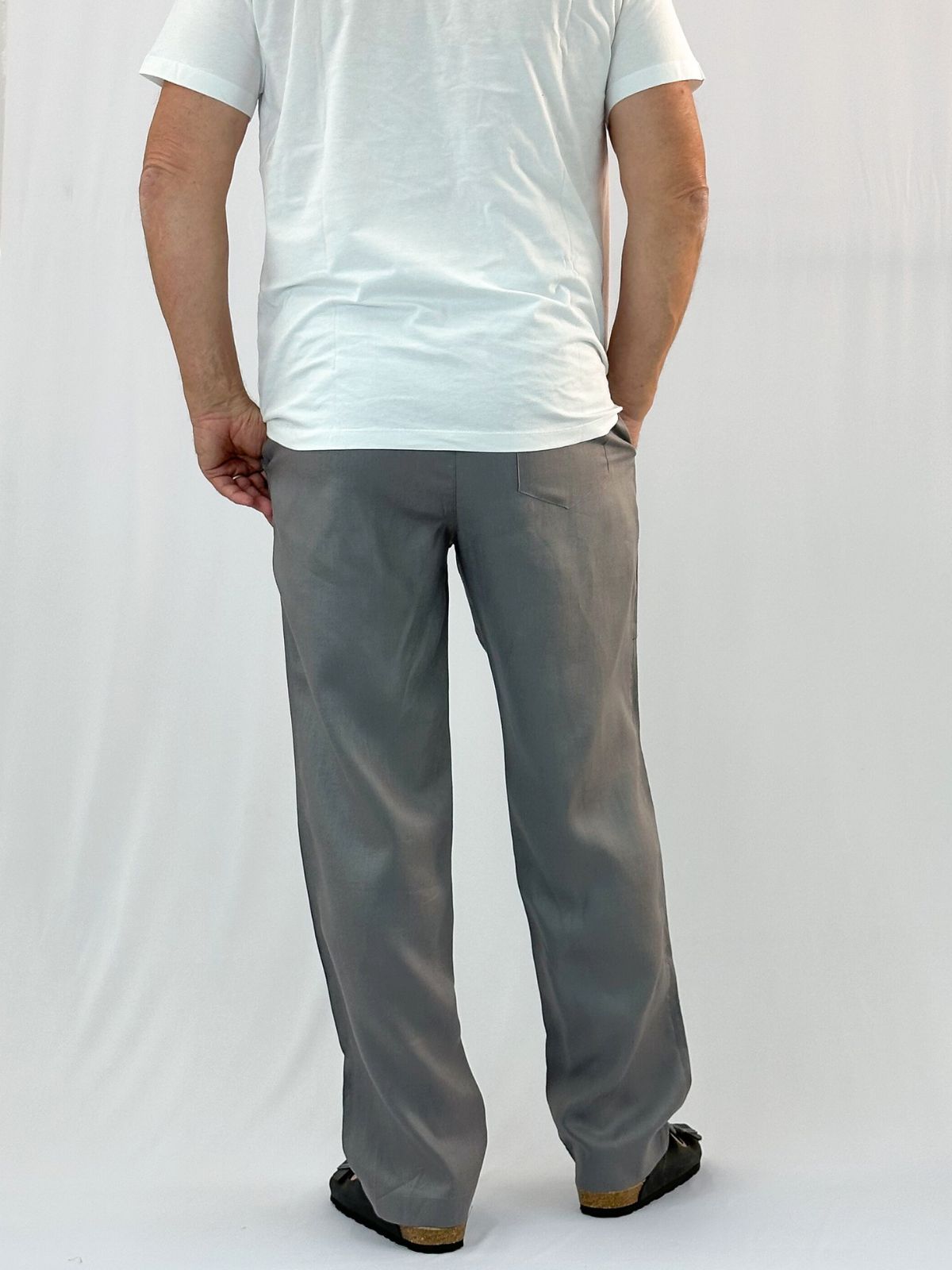 Smoke Linen Pant - Relaxed Fit