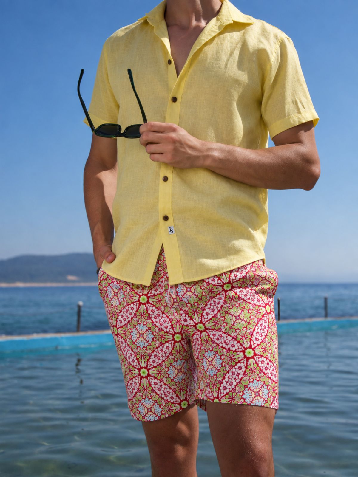 Mexico Geometric Cotton Short - Red